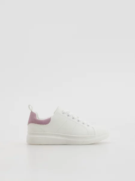 Кожаные кеды Reserved белые