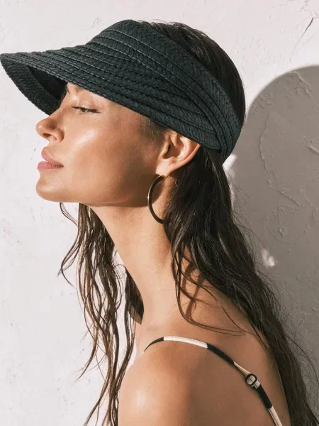Czapka Women'secret pleciona czarna