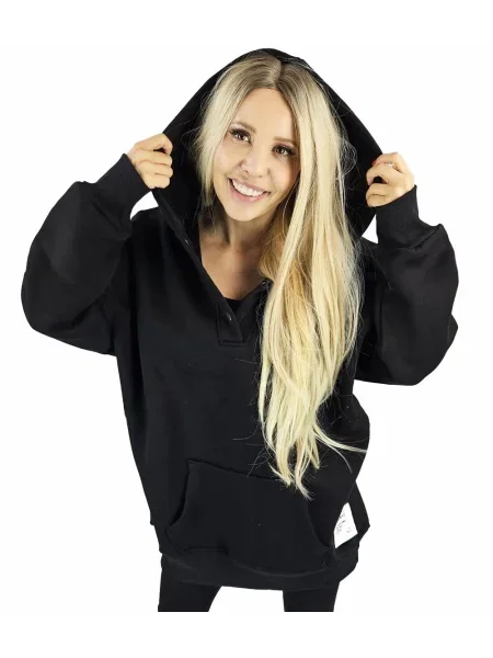 Hoodie Pri s kapuco črna