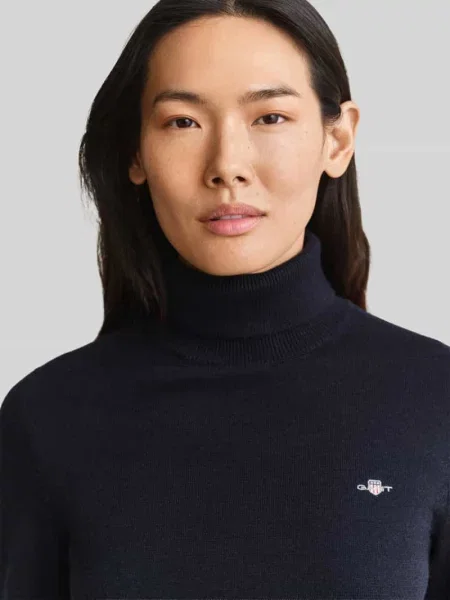 Sweter z golfem o kroju regular fit z mieszanki wełny Gant granatowy