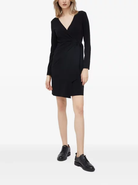 Mała sukienka mini Pennyblack kopertowa garniturowa czarna
