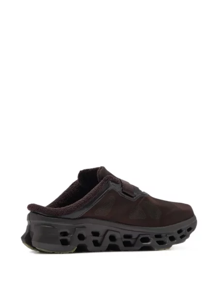 Sneakerși On maro