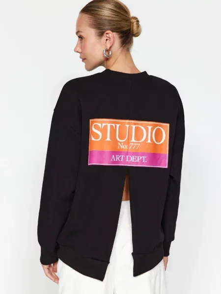 Bluza polarowa Trendyol polarowa z nadrukiem czarna