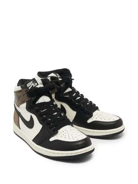 Sneakerși Jordan Air Jordan 1 din piele alb