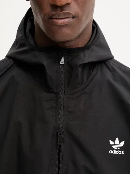 Демисезонная куртка Adidas Originals черная