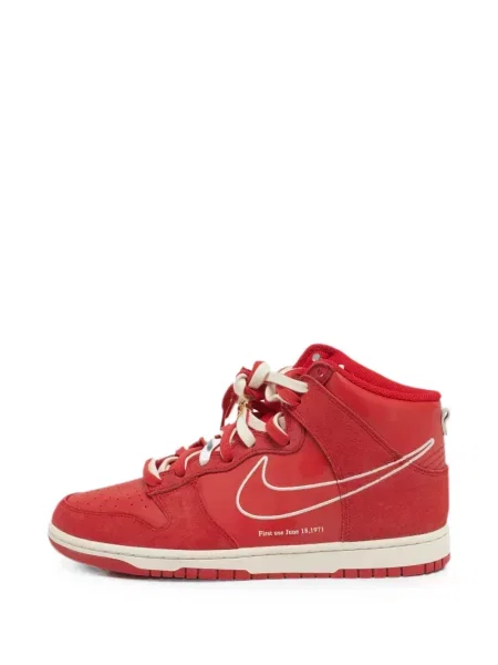Sneakerși Nike Dunk roșu