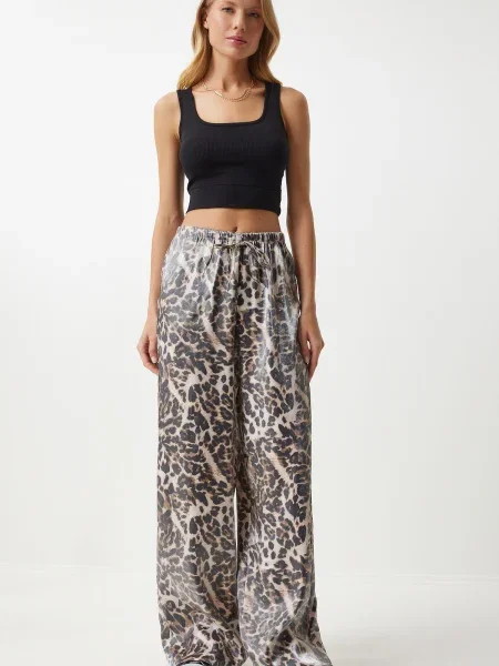 Pantaloni Happiness İstanbul cu model leopard negru
