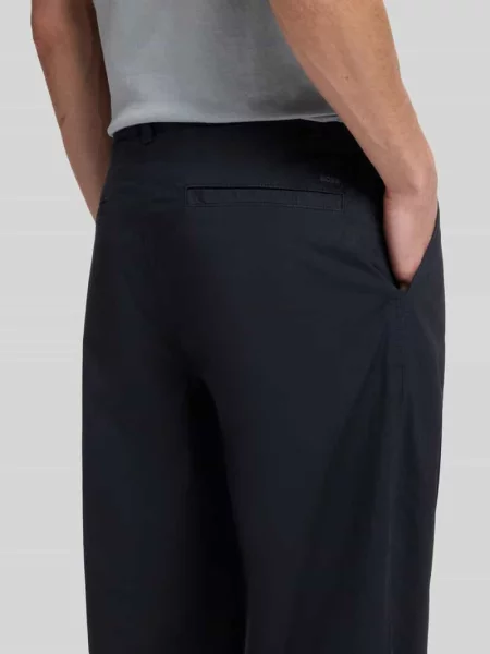 Chinosy o kroju straight fit z mieszanki bawełny model Boss Orange granatowe