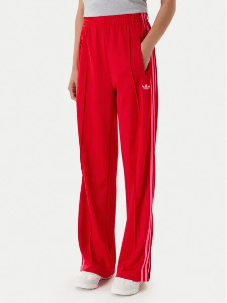 Спортен панталон adidas Originals Firebird с десен червено