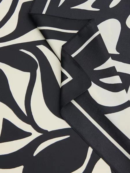 Платок Reserved черный