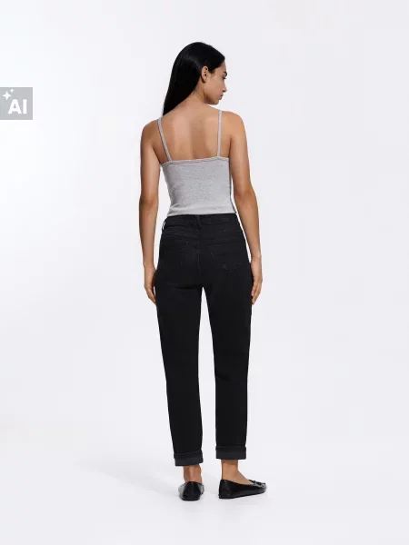 Reserved Джинси relaxed slim чорний