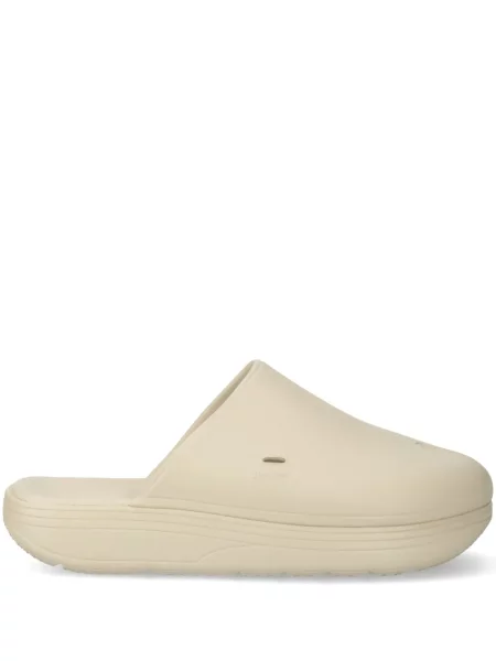 Papuci Suicoke