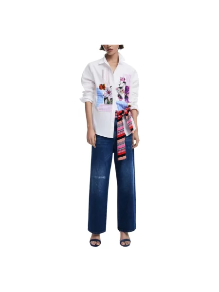 Desigual koszula FLOWERS MINNIE regular z kołnierzykiem klasycznym biały