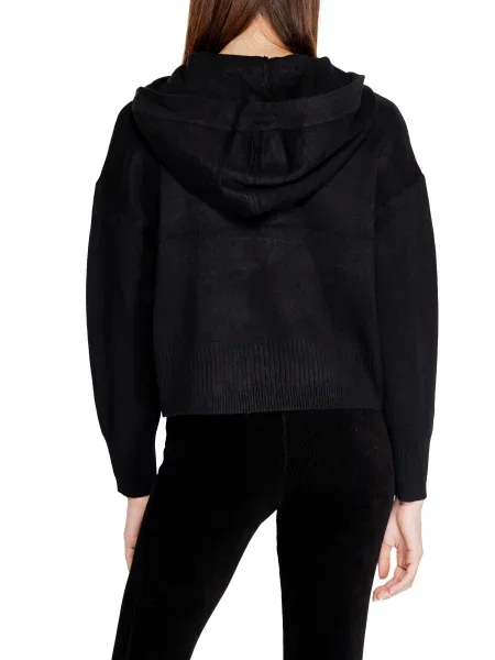 Суитчър Vero Moda черно