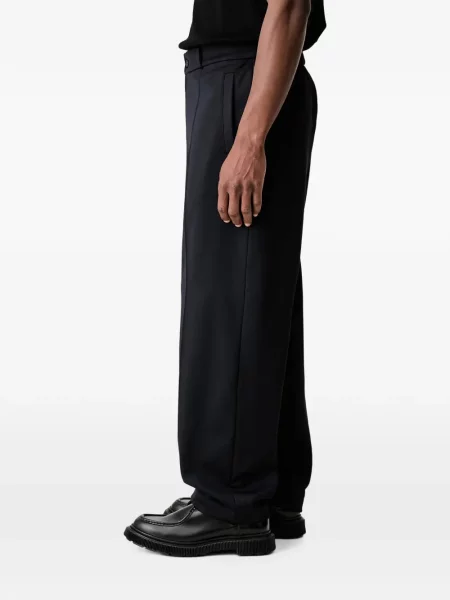Pantaloni Fred Perry cu broderie albastru