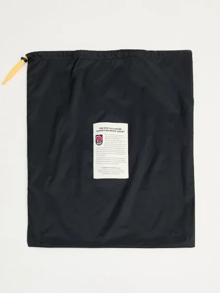 Пуховик Fjallraven черный