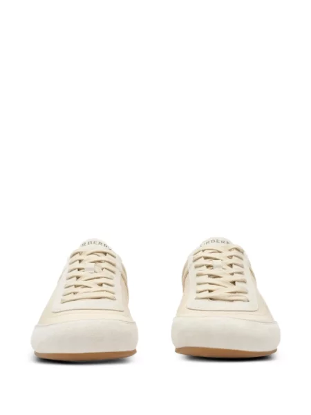 Sneakerși Burberry din piele