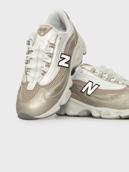 Кроссовки New Balance золотые