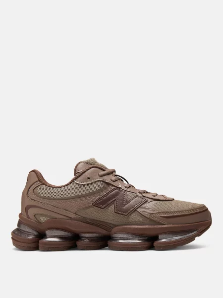 Кроссовки New Balance коричневые