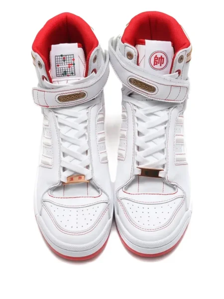 Бягане топ Adidas на цветя сиво