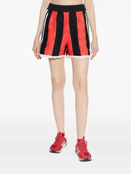 Pantaloni scurți Adidas cu dungi din dantelă negru