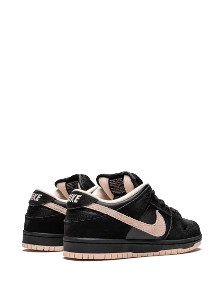 Sneakerși Nike Kyrie negru