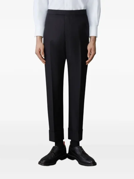 Costum Thom Browne de costum negru