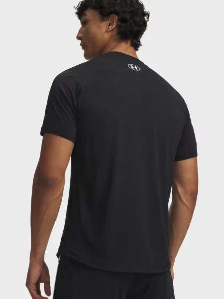 Футболка Under Armour чорна
