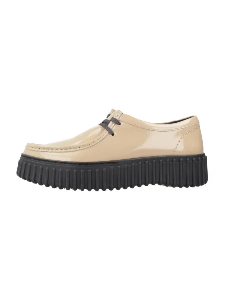 Pantofi Clarks bej