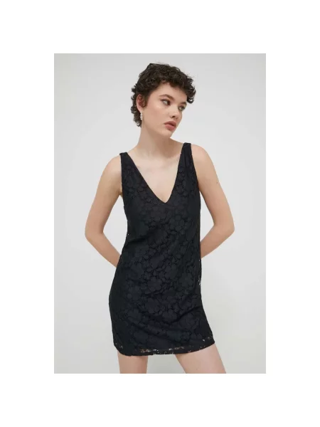 Desigual sukienka LACE mini prosta czarny