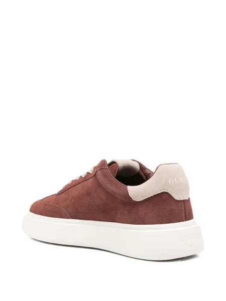 Sneakerși Guess din piele de căprioară maro