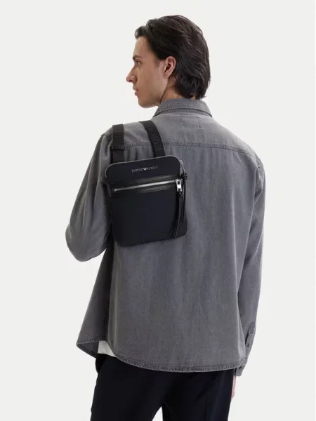 Emporio Armani Torbica za okrog pasu Mornarsko modra