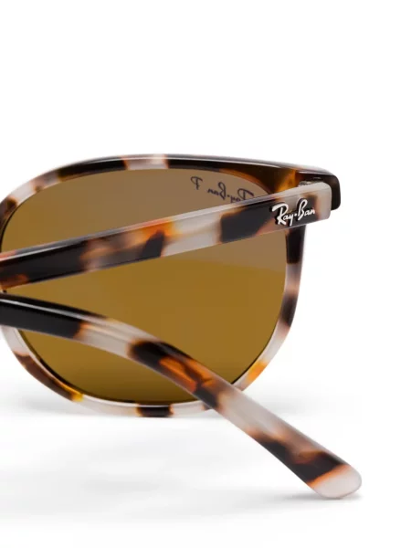 Ochelari de soare Ray-ban maro