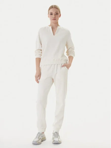 Emporio Armani Анцуг Екрю