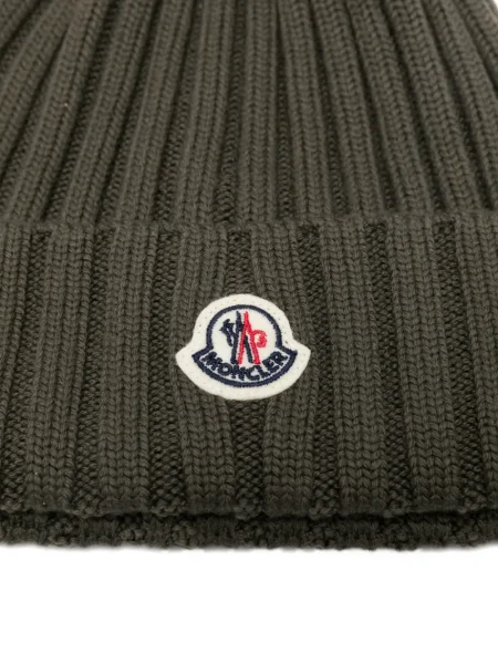 Căciulă Moncler verde