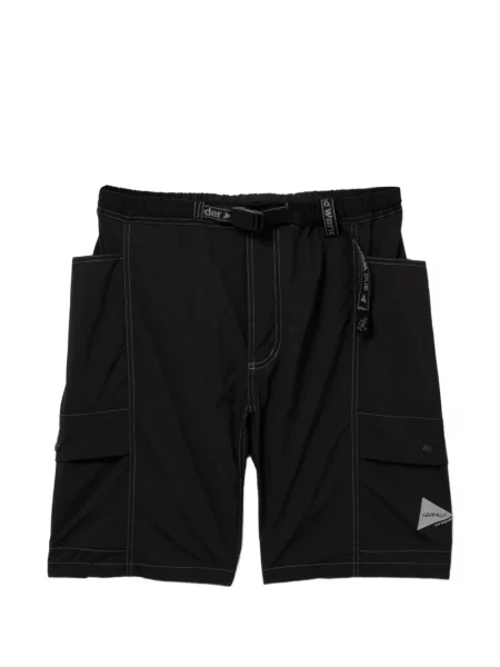 Pantaloni scurți cargo And Wander cu imagine negru