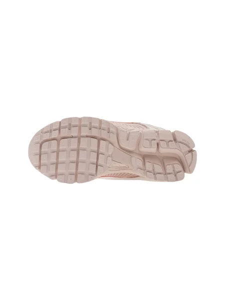 Tenisky Nike Vomero červená