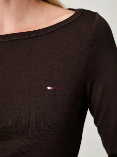 Tommy Hilfiger блуза с дълги ръкави дамска от кафяво