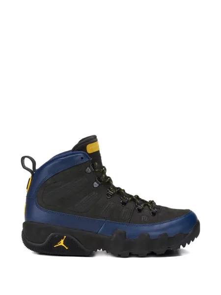 Sneakerși Jordan negru