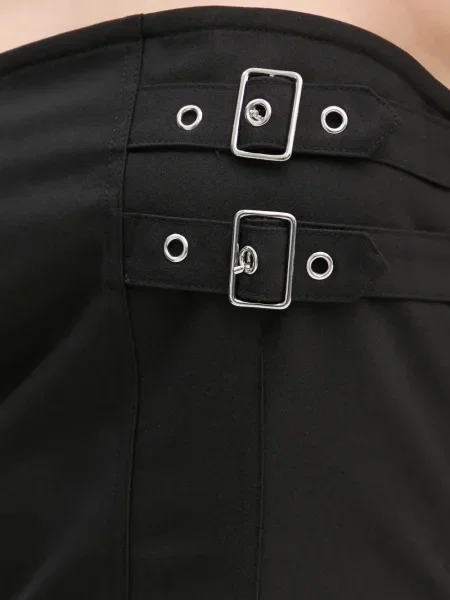 Odgovarati haljina Résumé sa kopčom crna