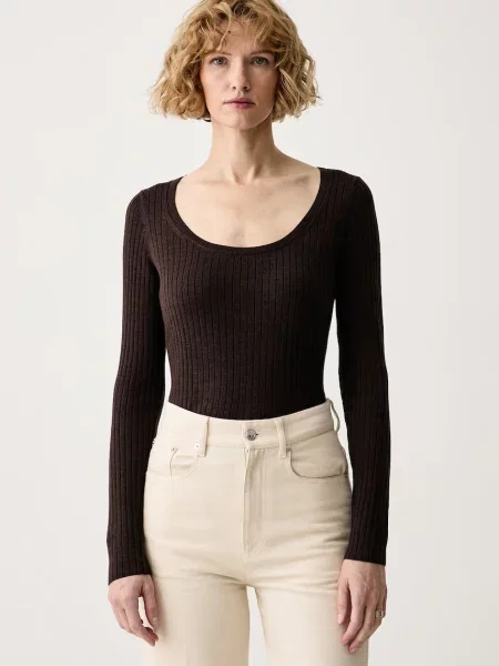 Calvin Klein pulover pentru femei din lână merino maro