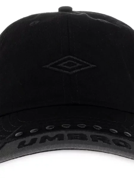 Șapcă Umbro cu broderie negru