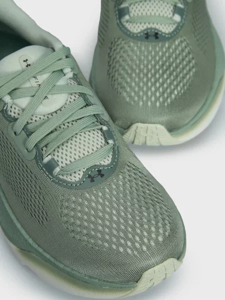 Кроссовки для бега Under Armour зеленые