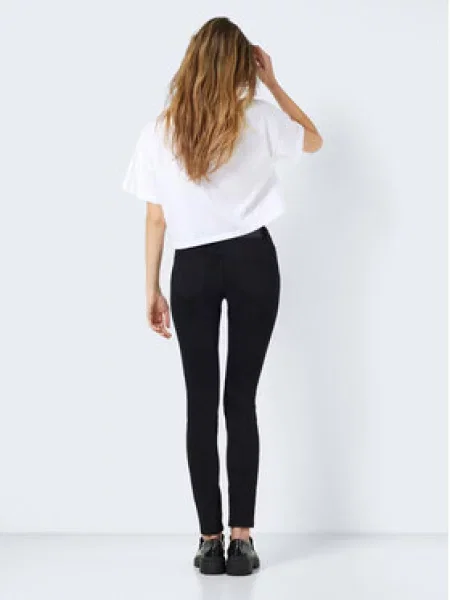 Noisy May Džinsai Skinny Fit juoda