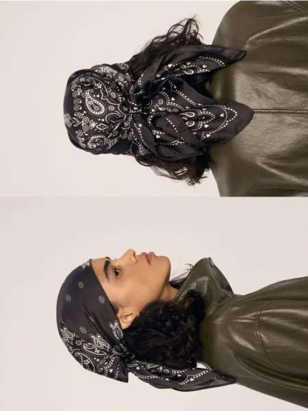 Reserved Шийна хустка з візерунком темно коричневий