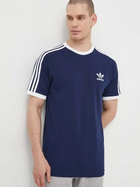 Тениска adidas Originals Adicolor Classics тъмносиньо с десен