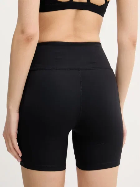 Спортивные шорты Hummel