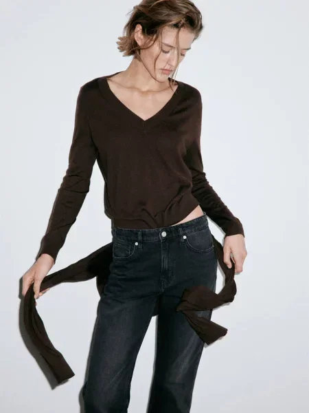 Jeans Matilda z wysokim stanem o prostym kroju black denim Kobieta 34 MANGO czarne