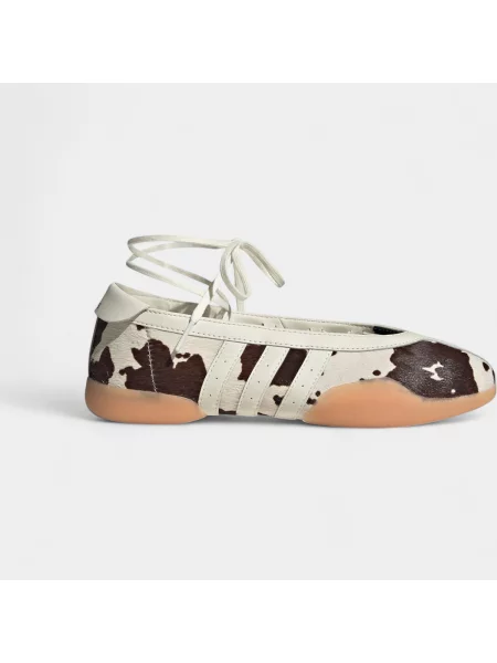 Pantofi Adidas cu imagine alb