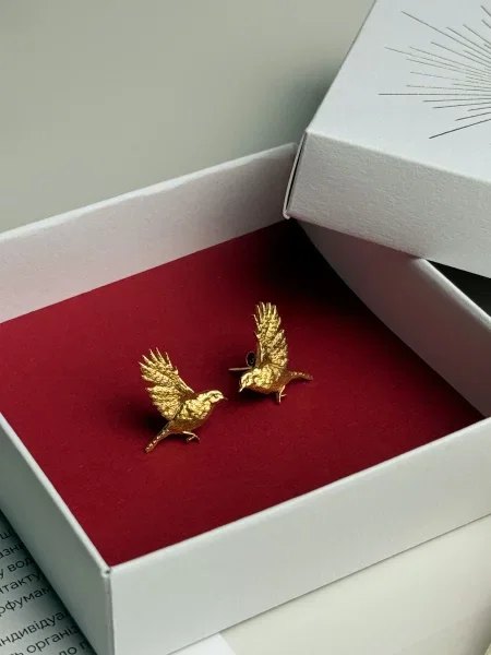 Серьги ні грама драми